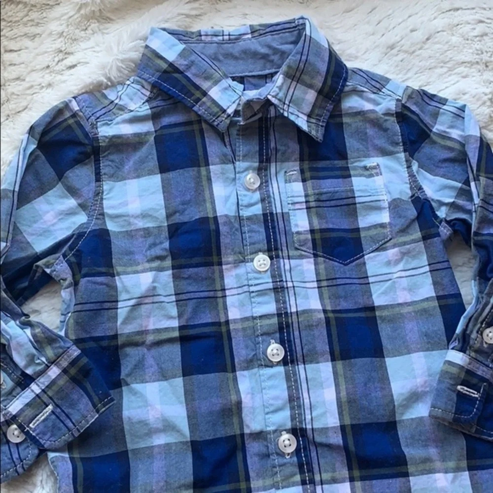 Carters Button down - Picture 2 of 3
